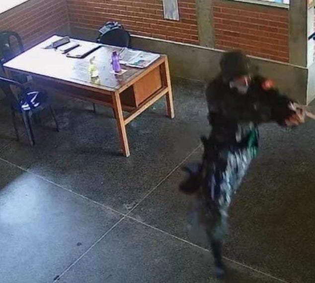 Atirador que matou 4 em escolas de Aracruz-ES deve ser solto