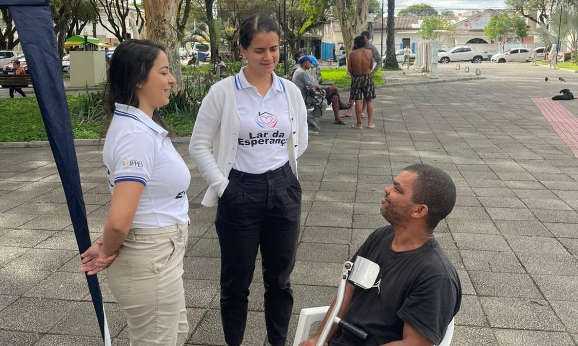 Ação Cidadã é promovida em Aracruz à população em situação de rua
