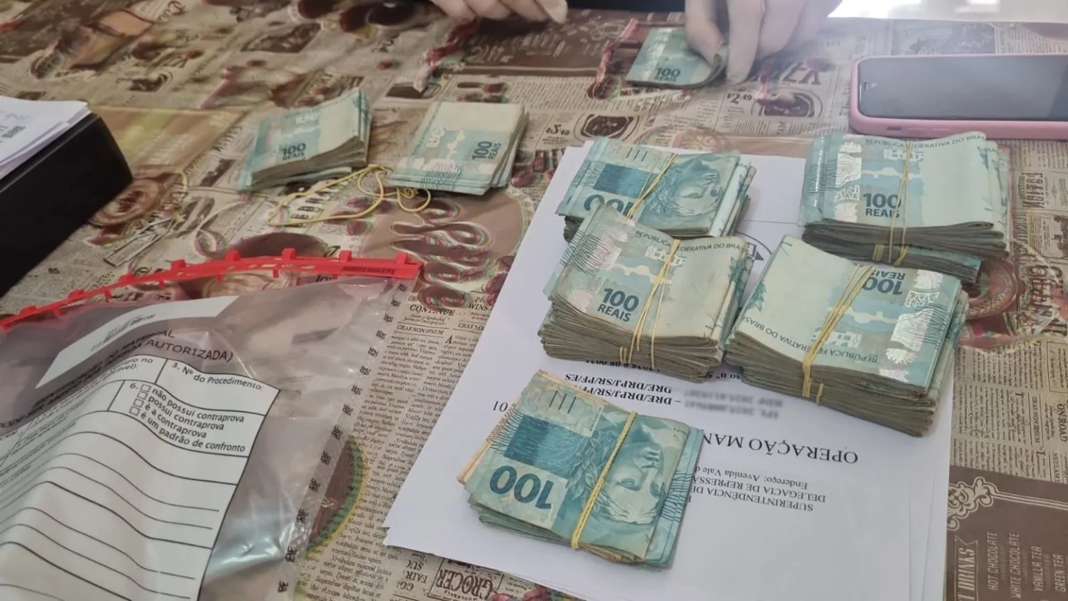 Operação contra o tráfico de drogas prende suspeitos e apreende bens no ES e RN