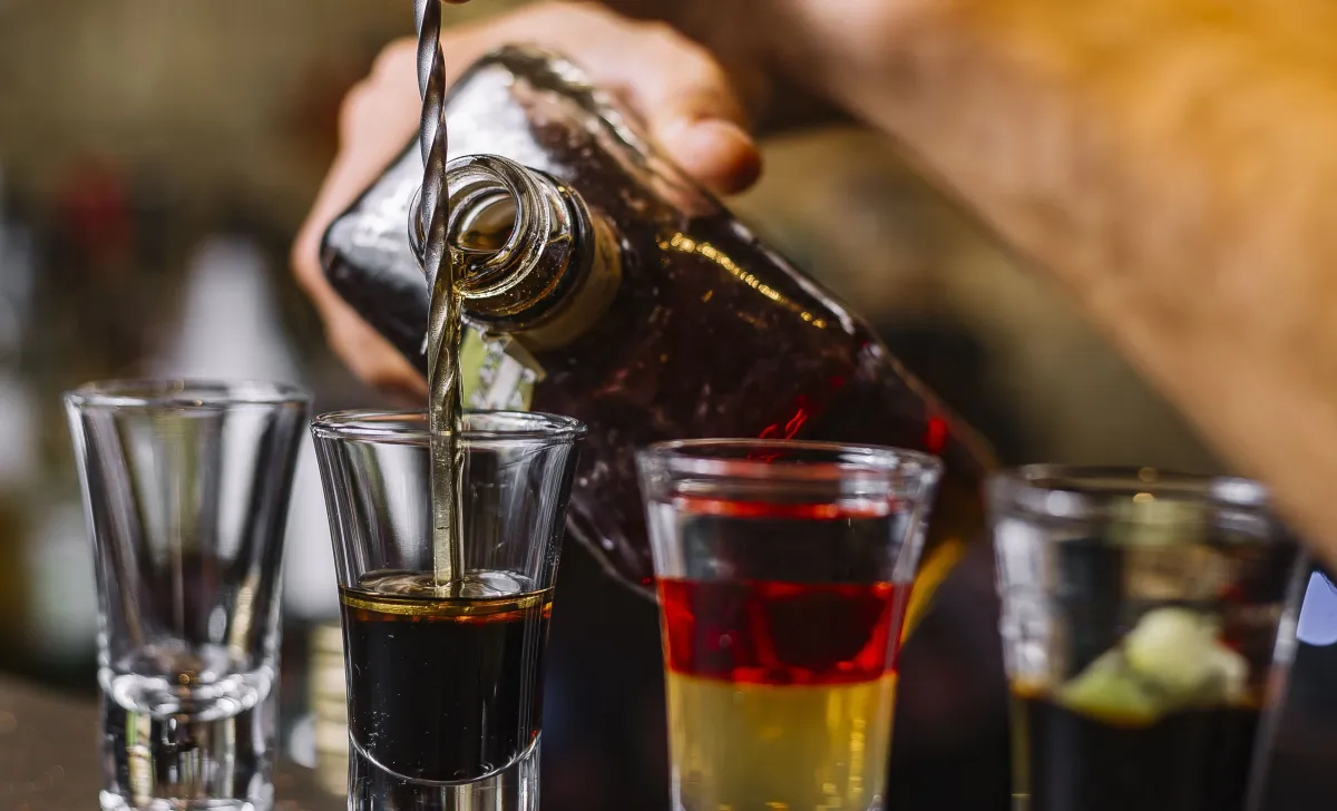 4 de 7 casos suspeitos de intoxicação por metanol no ES estão descartados, diz Sesa