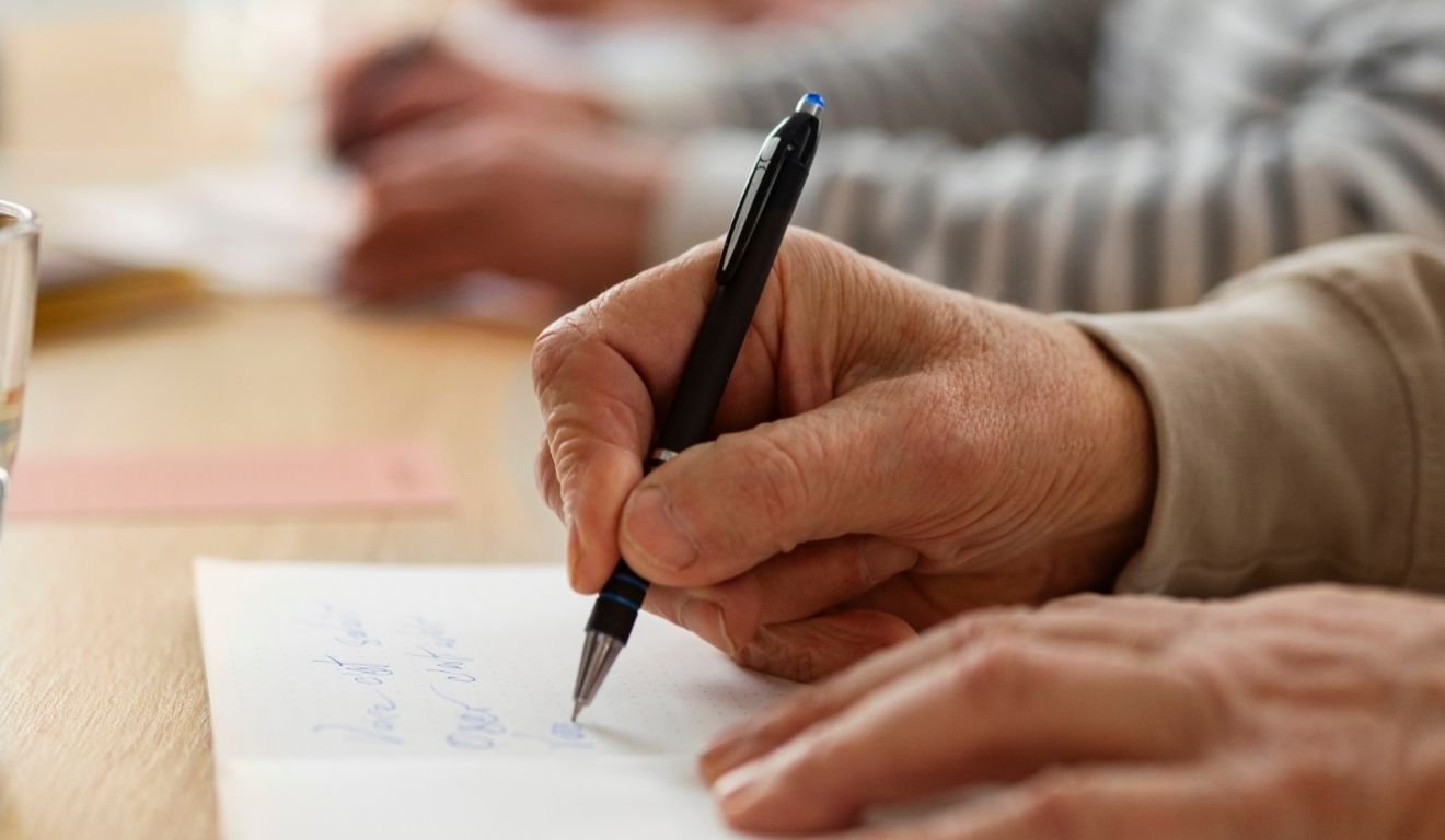 Abertas 776 vagas em concursos com salários de até R$ 16 mil