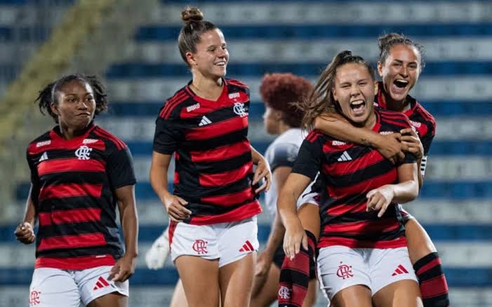 Flamengo realiza ações para fortalecer o futebol feminino no ES