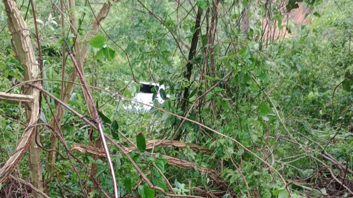 Pacientes que seguiam para consulta em Vitória sofrem acidente em Aracruz