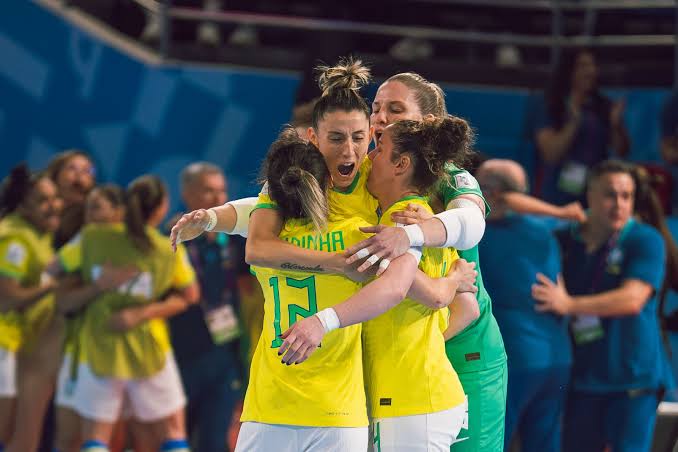 Brasil vence Portugal na decisão e conquista a Copa do Mundo Feminina de Futsal