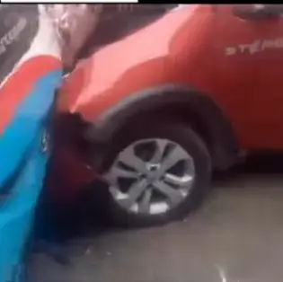 Motorista passa mal ao volante e colide com ônibus no bairro Bela Vista, em Aracruz