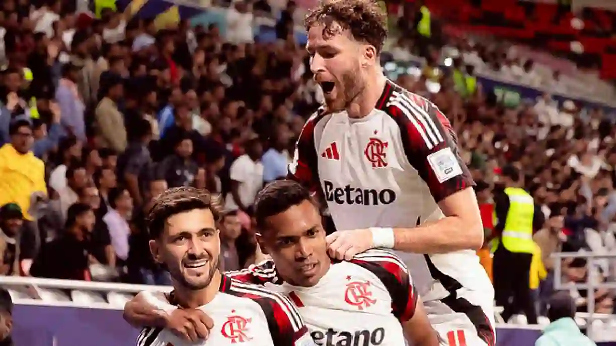 Arrascaeta brilha e Flamengo vence o Cruz Azul no Intercontinental