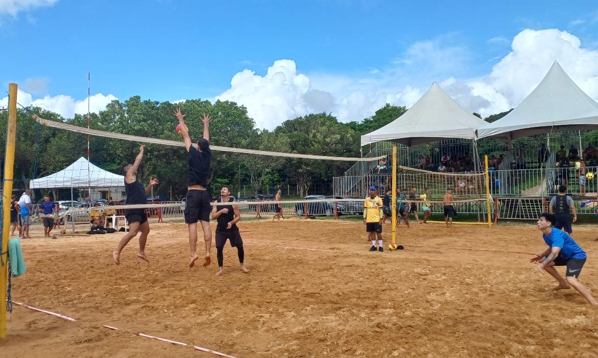 Arena de verão vai movimentar o litoral de Aracruz com atividades esportivas e incrições para o vôlei de praia 2026