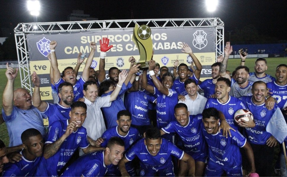 Vitória goleia o Rio Branco e conquista a Supercopa do ES