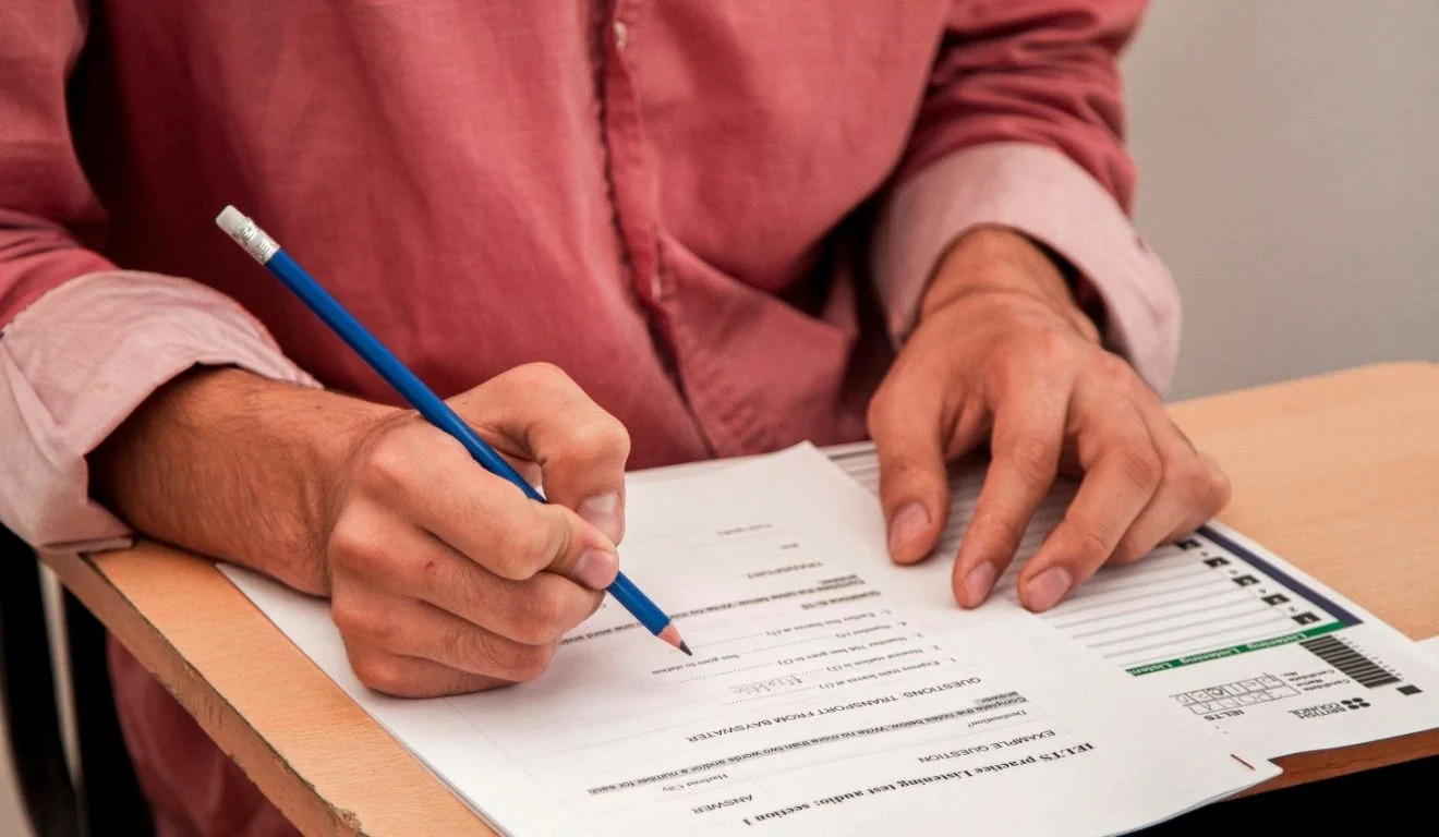 Prefeitura de Aracruz abre processo seletivo com salários de até R$ 3 mil