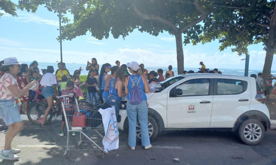 Trabalho infantil: ação do Creas mobiliza população na orla durante o carnaval