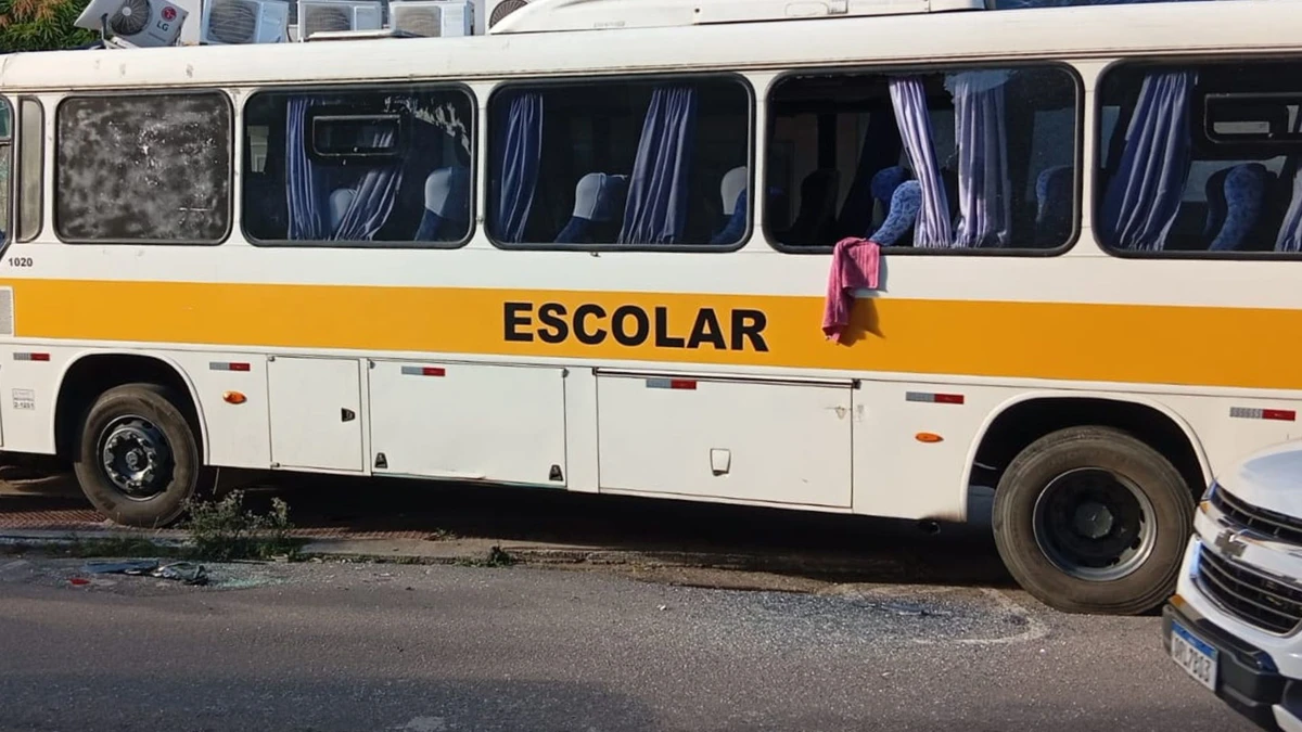 Motorista de ônibus escolar morre após infarto e acidente em Aracruz