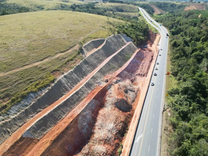 Ibiraçu | Trecho da Br-101 será interditado nesta quinta-feira para detonação controlada de rochas