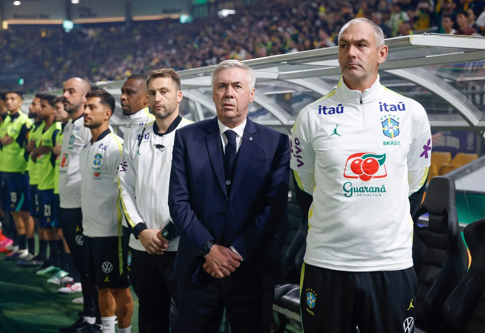 Ancelotti aponta carência no meio de campo e prevê nova troca de goleiro contra a Índia