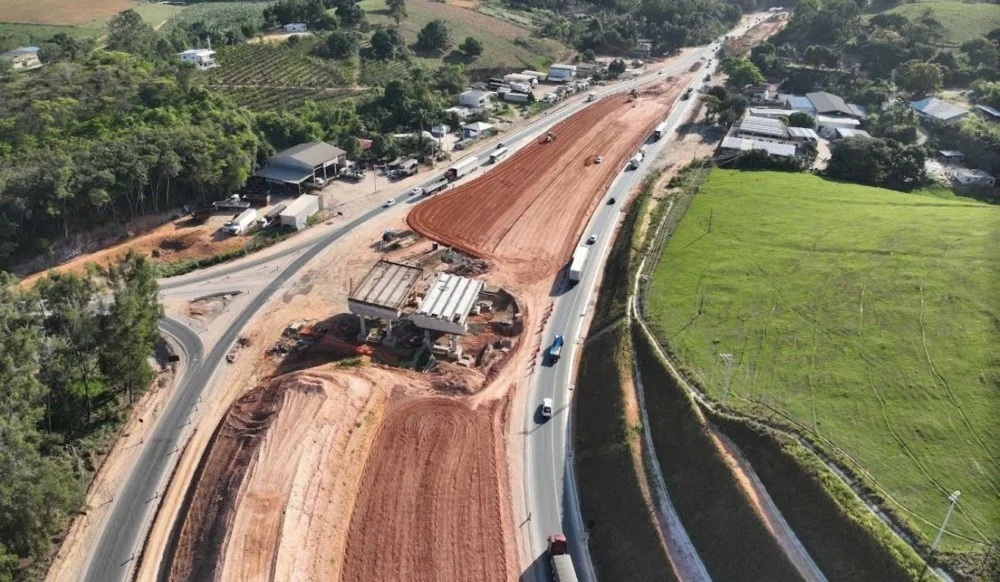 BR-101 será totalmente interditada para detonação de rochas em Fundão